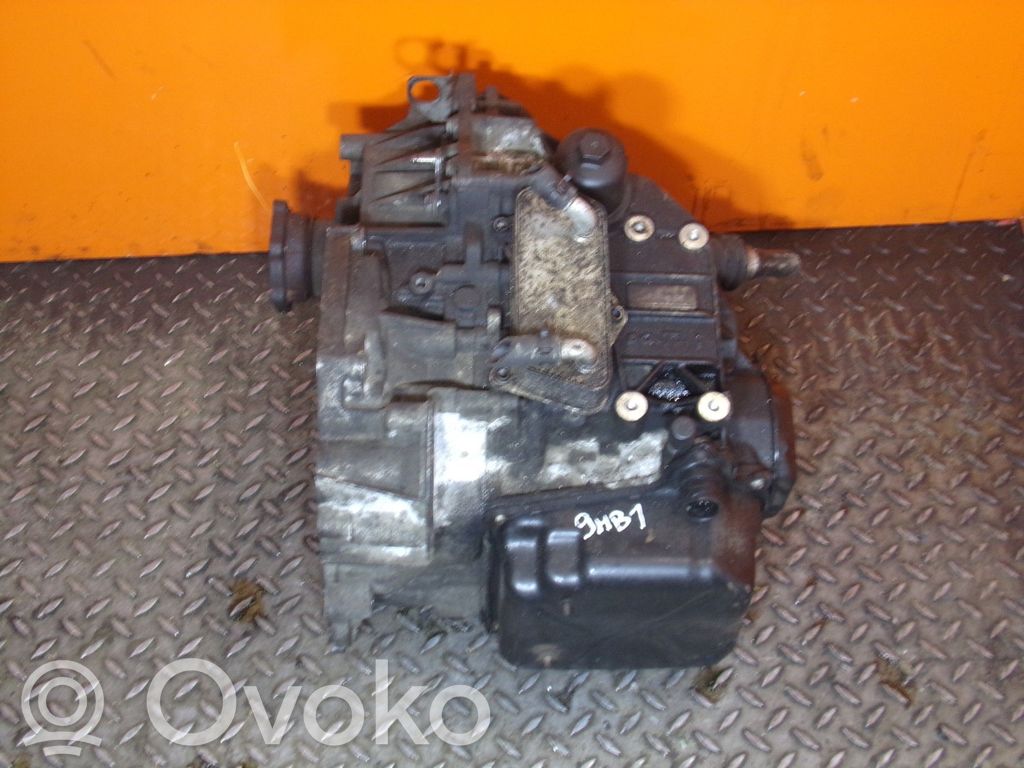 Volkswagen PASSAT B6 Caja de cambios automática 