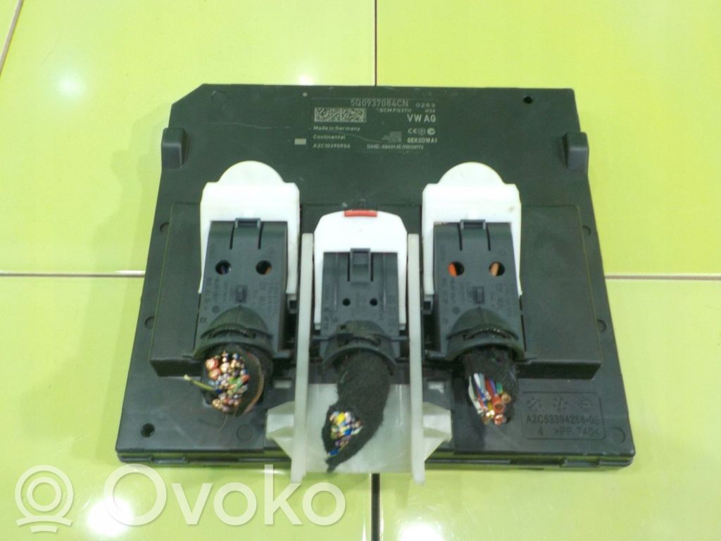 Skoda Octavia Mk3 (5E) Central body control module 