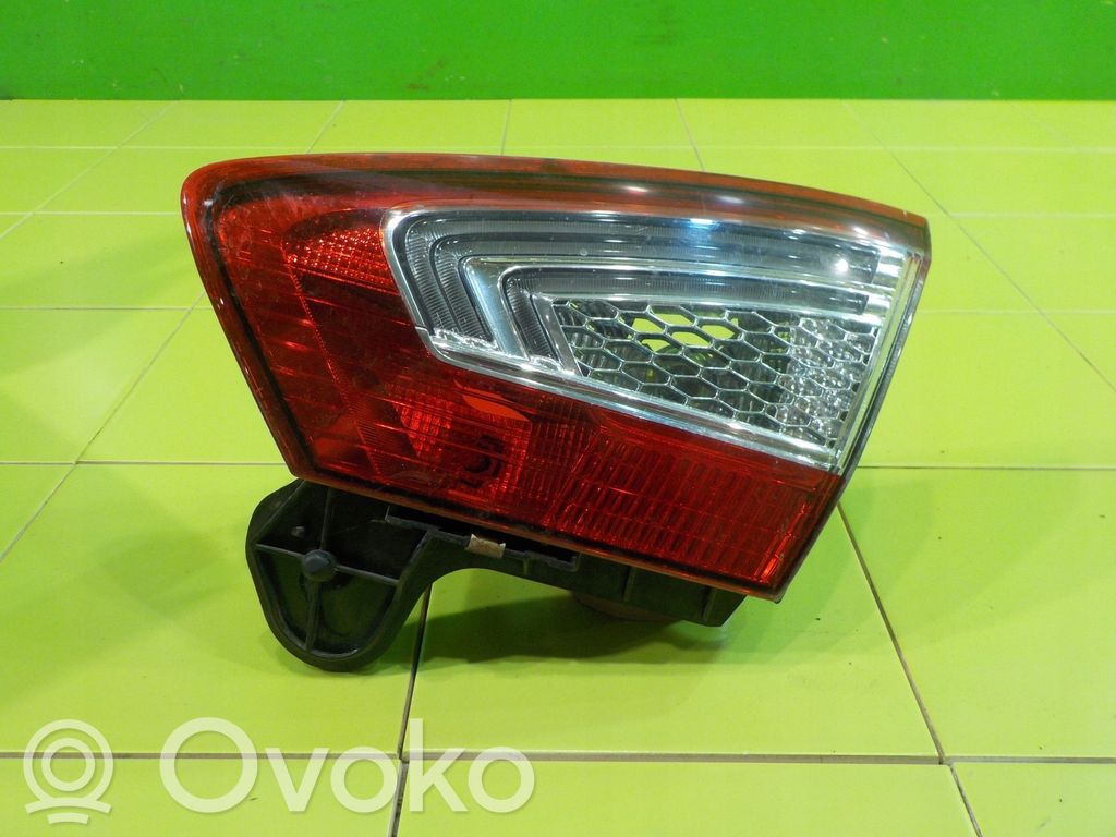 Lampa tylna   BS7113A602AE,XP201