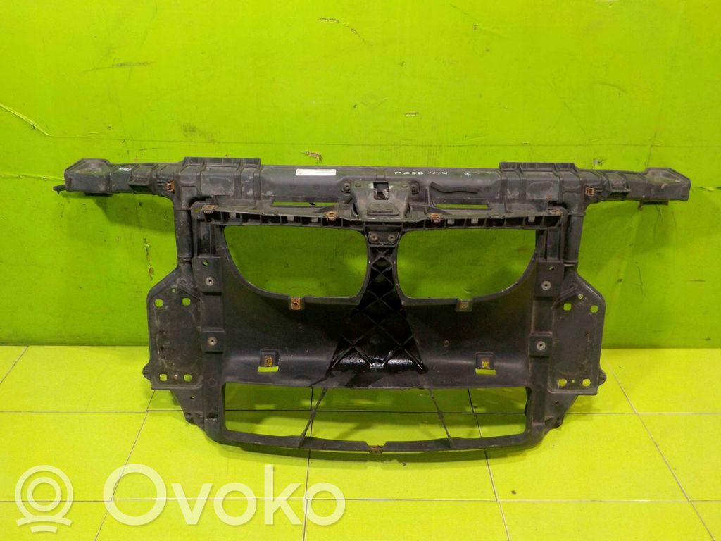 BMW 1 E81 E87 Support de radiateur sur cadre face avant 
