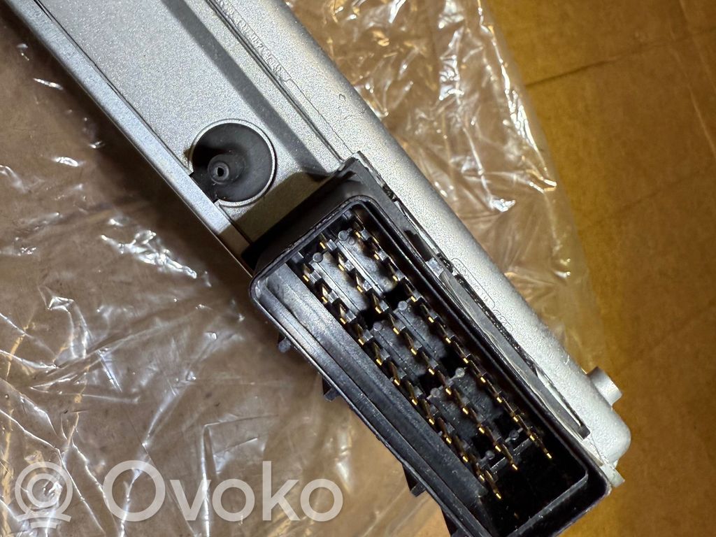 Engine control unit/module   MKC104022E