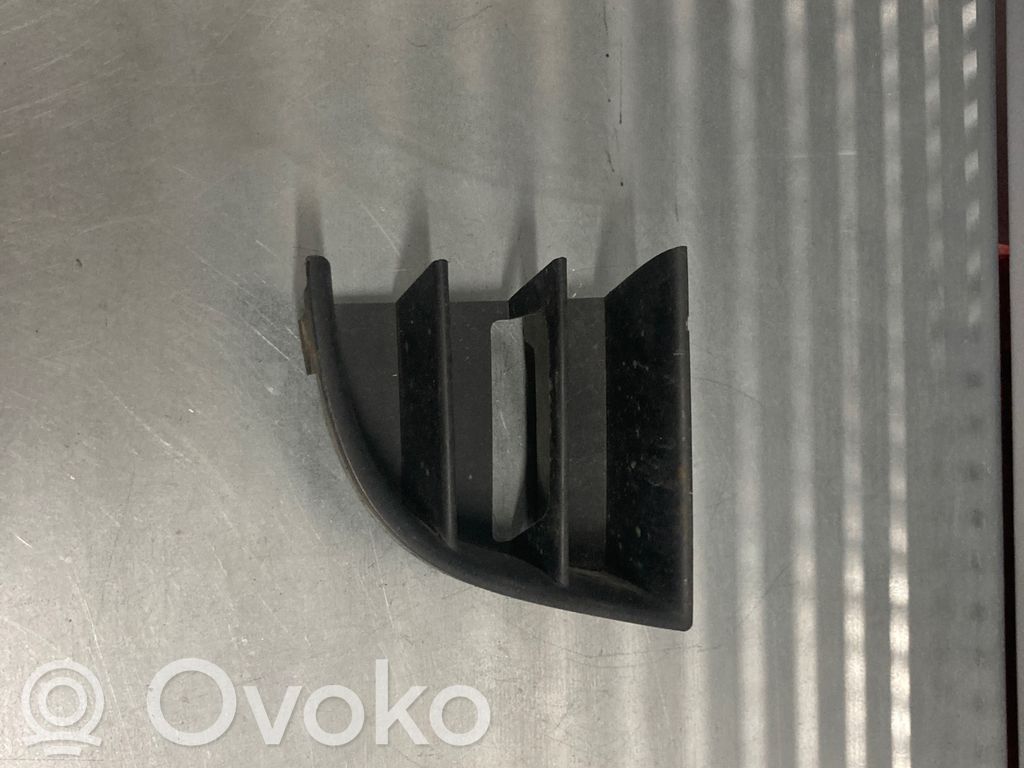 Skoda Octavia Mk2 (1Z) Kratka dolna zderzaka przedniego 