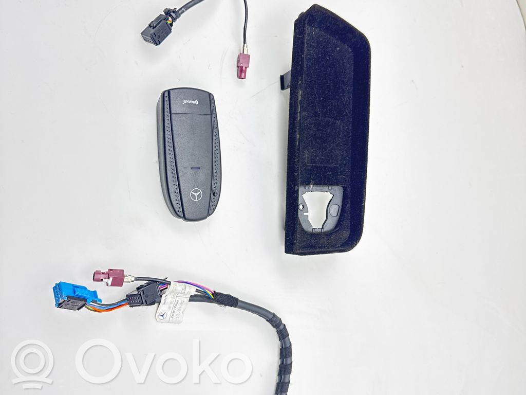 Mercedes-Benz CLS C219 Bluetooth control unit module 