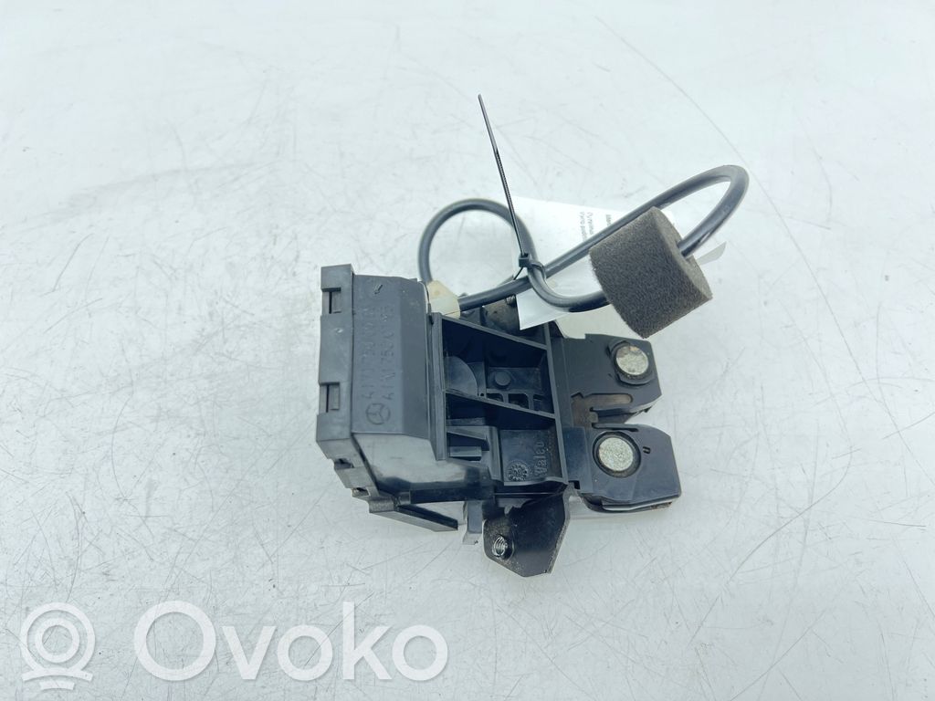 Mercedes-Benz CLK A209 C209 Loading door lock 