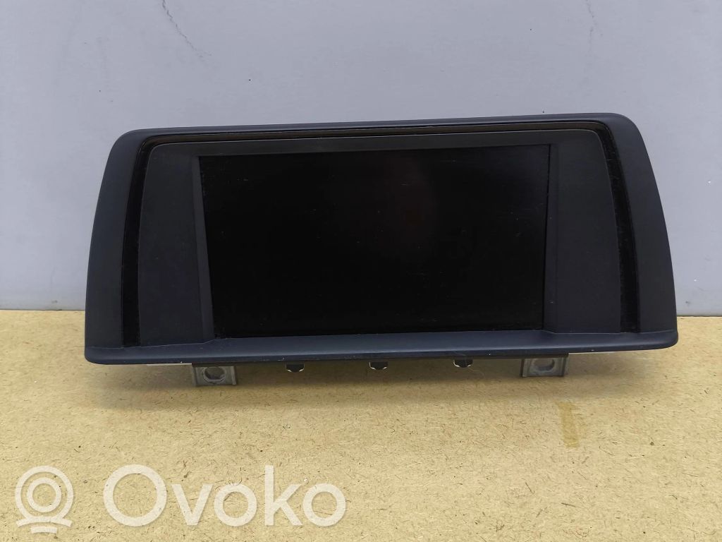 Monitor / wyświetlacz / ekran   9237539,990001226