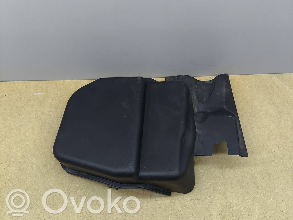 BMW 3 E90 E91 Oro mikrofiltro dangtelis 