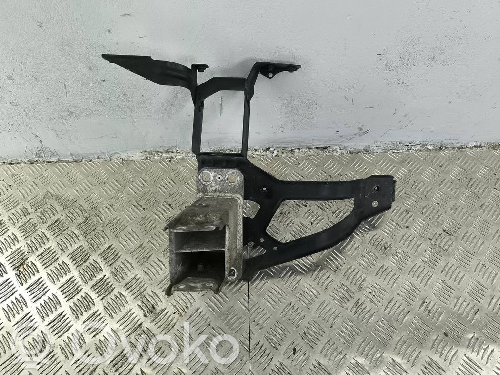 BMW 5 E60 E61 Front bumper mounting bracket 