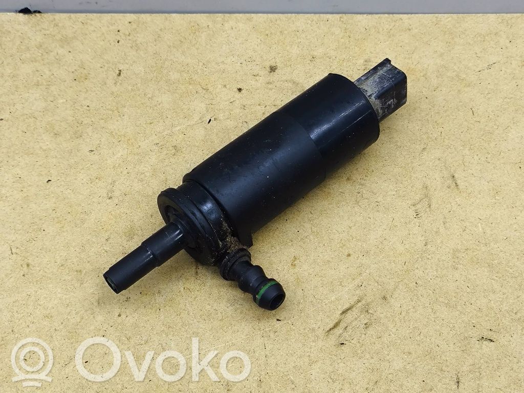 Mercedes-Benz CLK A209 C209 Headlight washer pump 