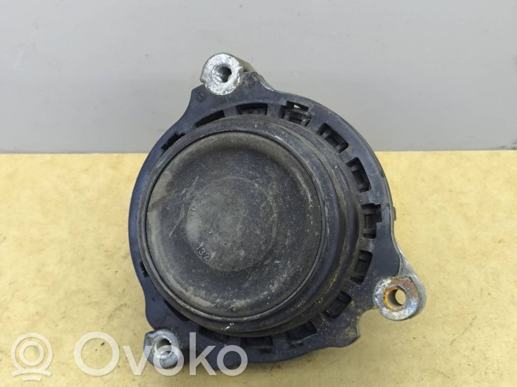 BMW 3 F30 F35 F31 Engine mount bracket 