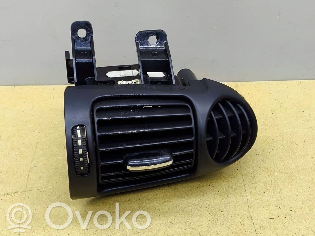 Mercedes-Benz C W203 Dashboard side air vent grill/cover trim 