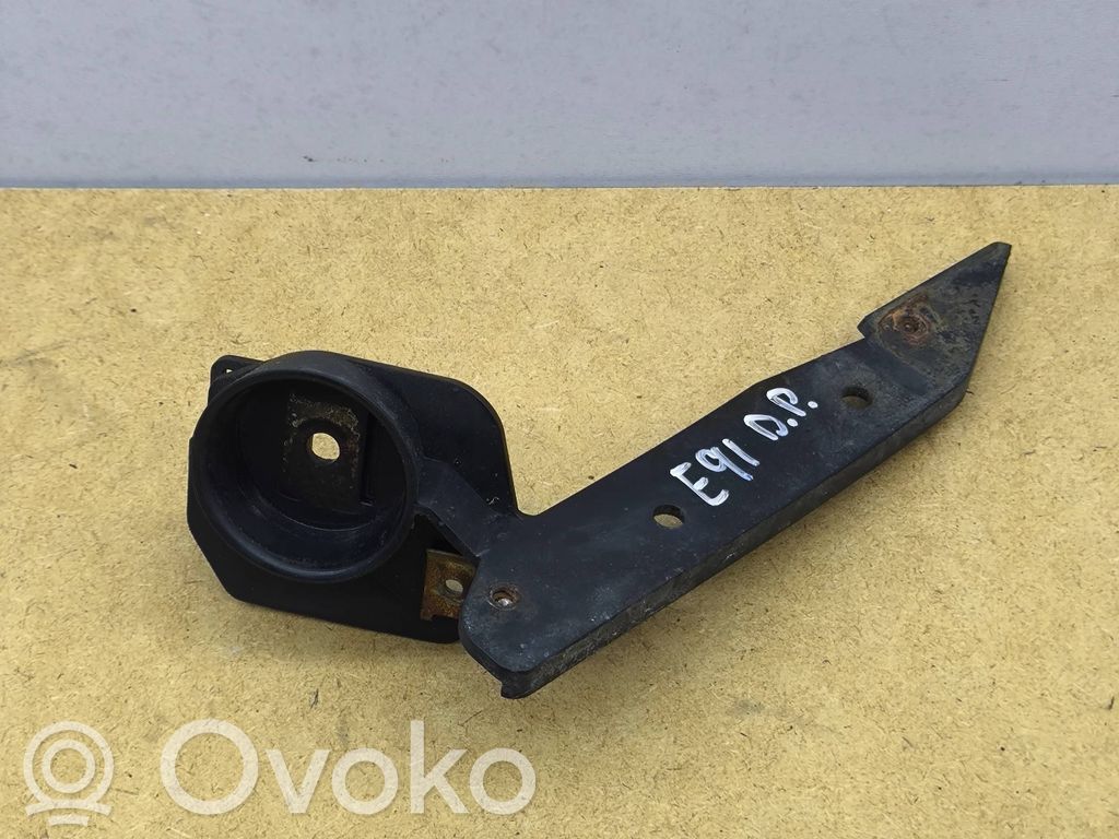 BMW 3 E90 E91 Headlight/headlamp mounting bracket 