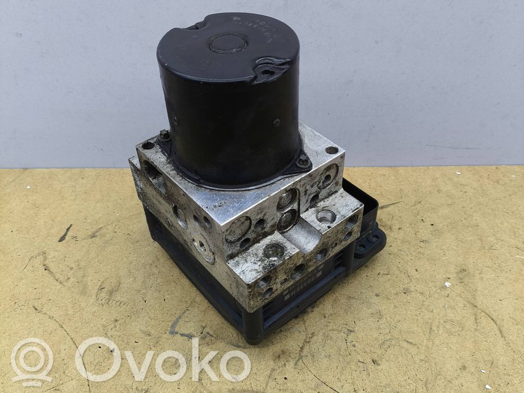 BMW 5 E60 E61 ABS Pump 
