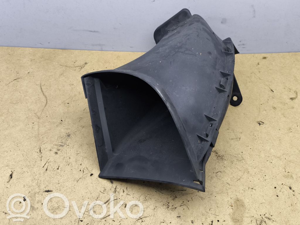 BMW 1 E81 E87 Intercooler air channel guide 