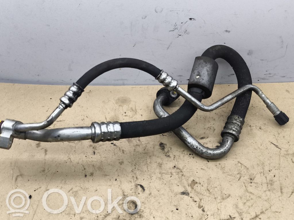 BMW 3 E90 E91 Air conditioning (A/C) pipe/hose 