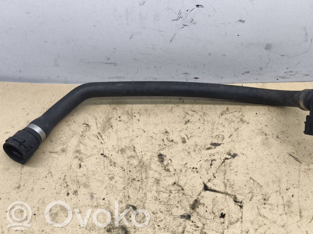 BMW 3 E90 E91 Engine coolant pipe/hose 