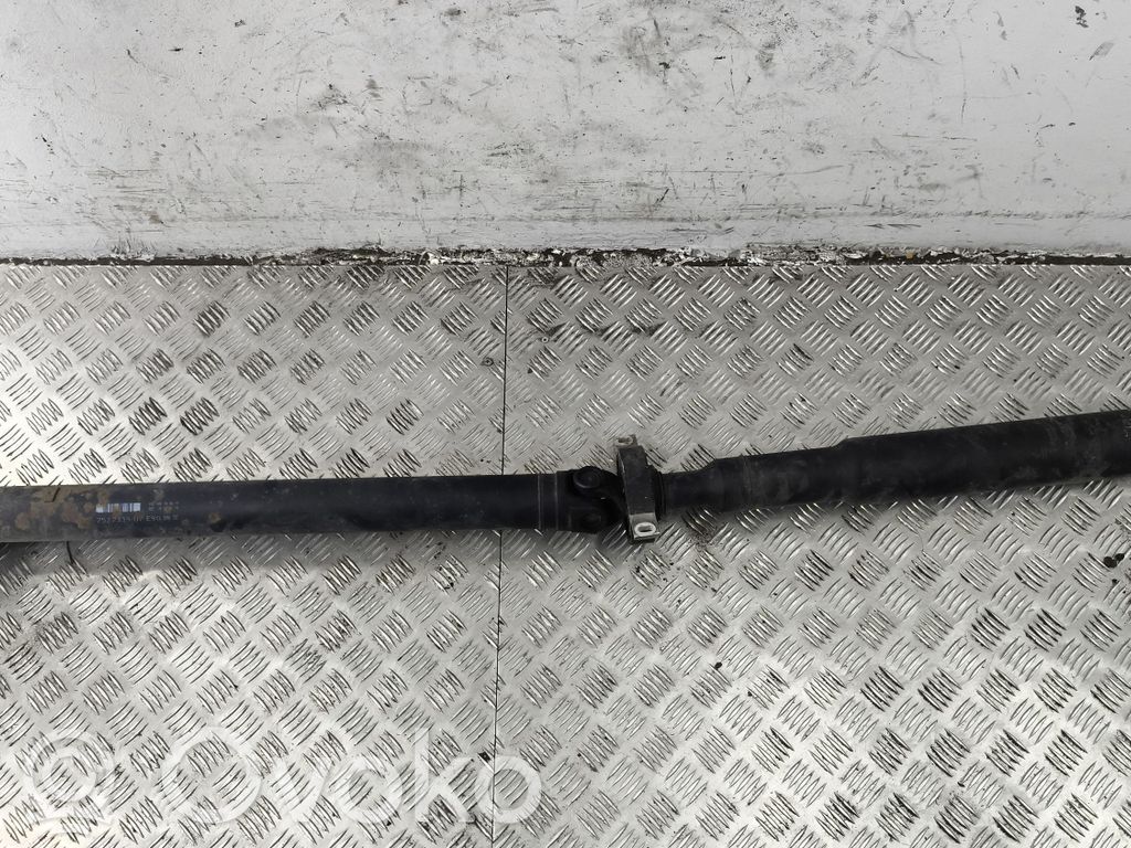 BMW 3 E90 E91 Kardanas komplekte 