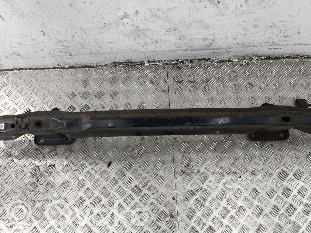 BMW 3 E92 E93 Aizmugurē bampera balka 