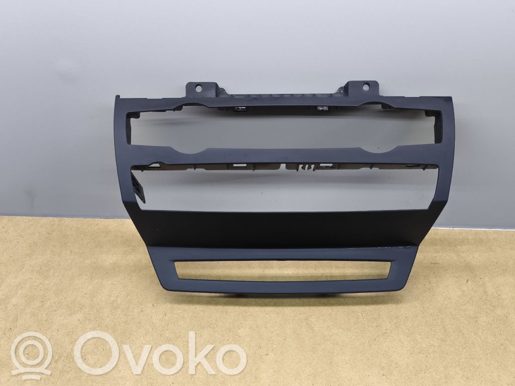 Inne części wnętrza samochodu   773201,0117729,T0027286