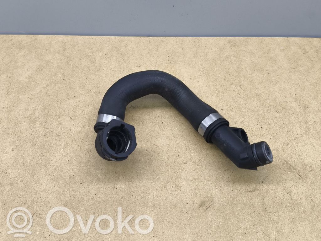 BMW X5 E70 Engine coolant pipe/hose 