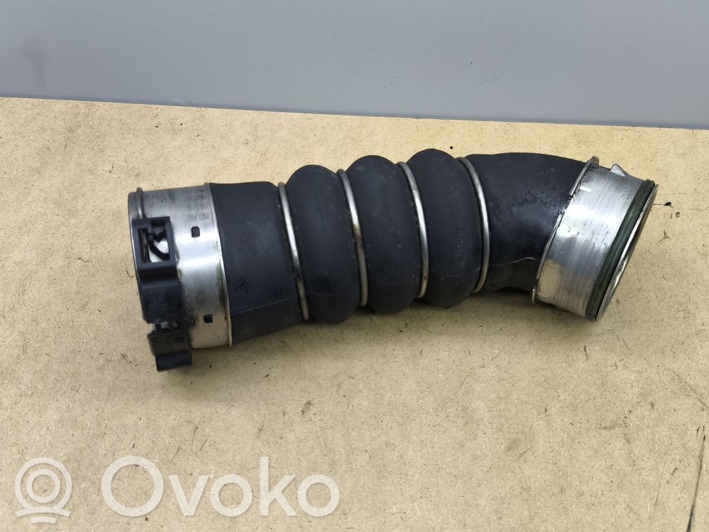 BMW 3 E90 E91 Intercooler hose/pipe 