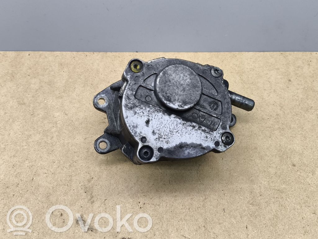 Mercedes-Benz C W204 Bomba de vacío 