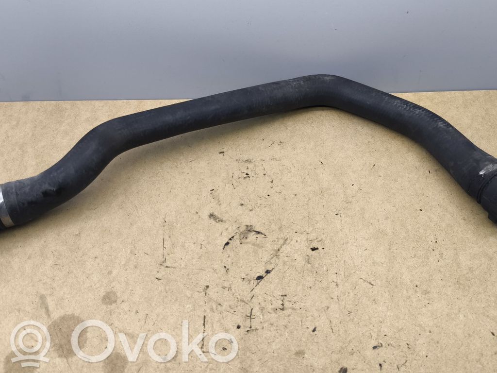 BMW X5 E70 Engine coolant pipe/hose 