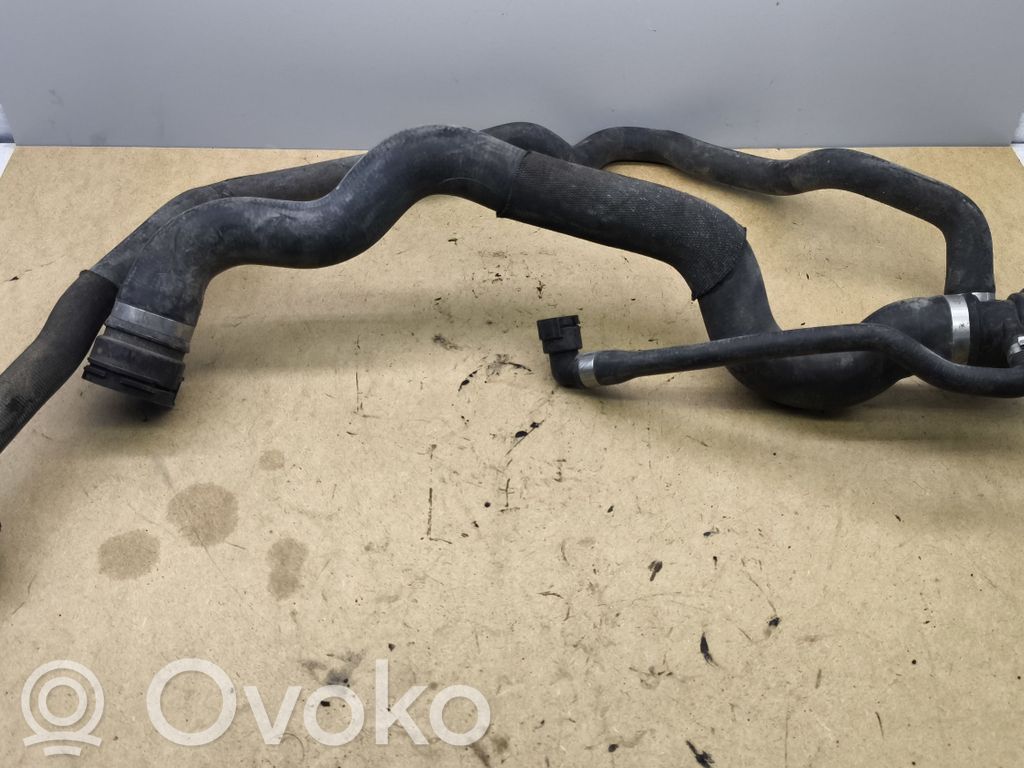 BMW 3 E90 E91 Engine coolant pipe/hose 