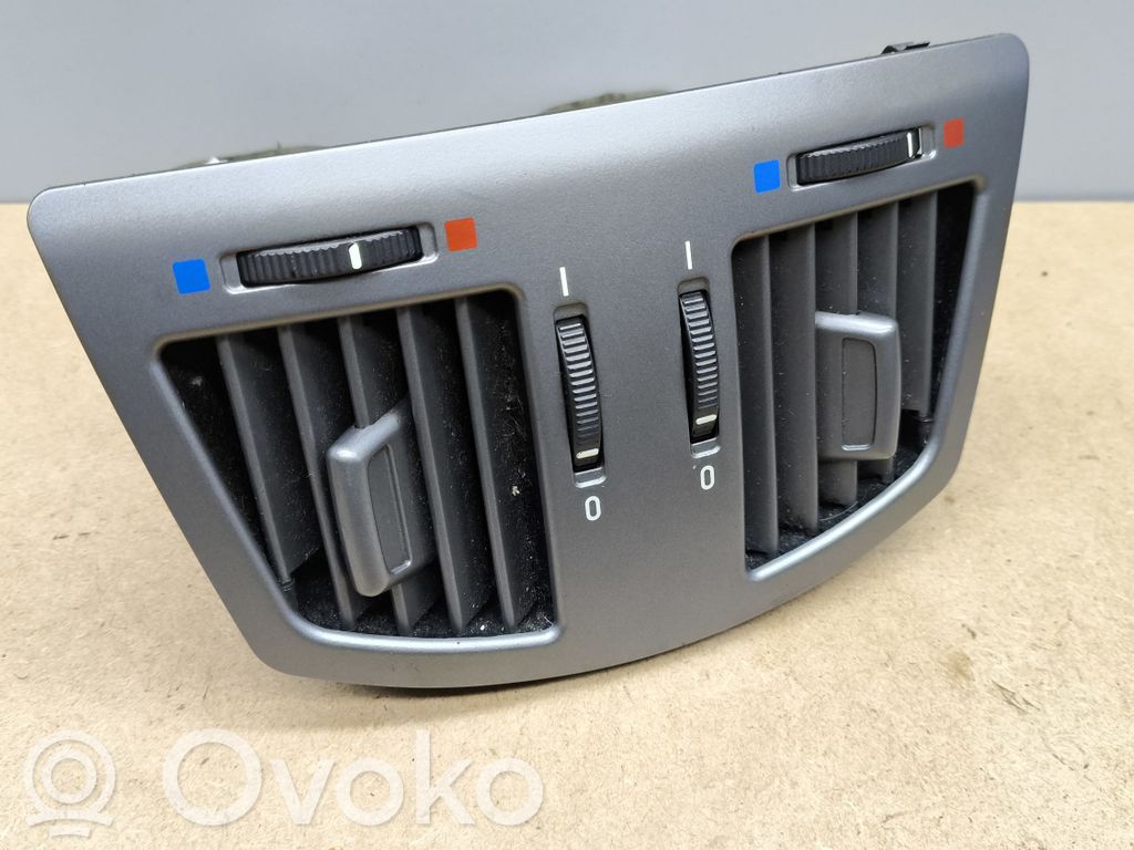 BMW 7 E65 E66 Rear air vent grill 