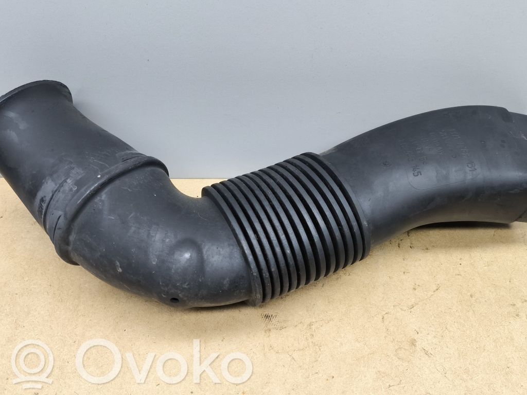 BMW 7 E65 E66 Air intake duct part 