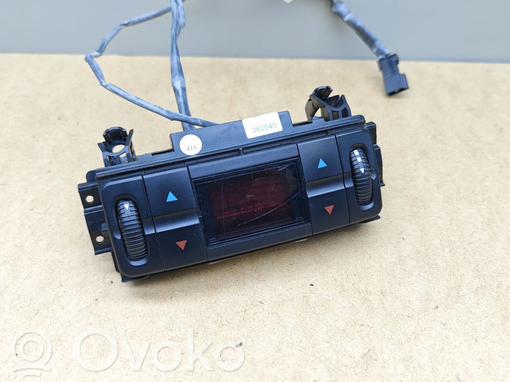 Mercedes-Benz CLS C219 Climate control unit 