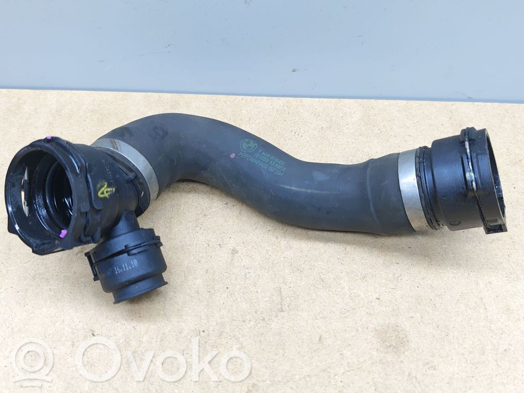 BMW X5 E70 Engine coolant pipe/hose 