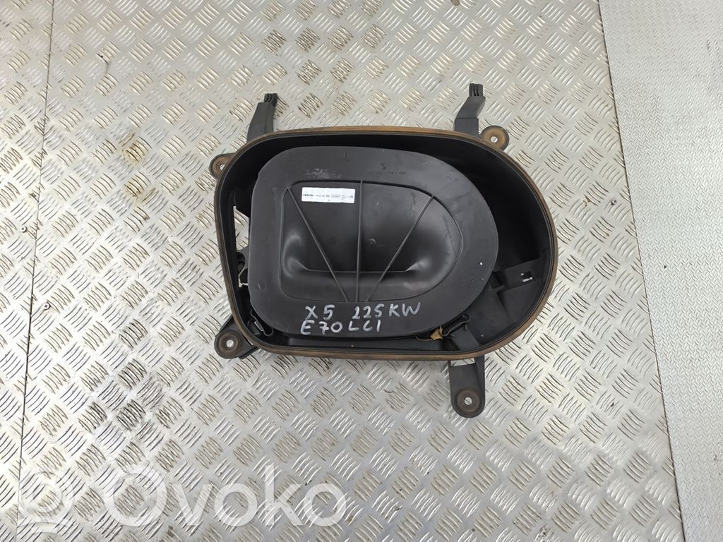 BMW X5 E70 Air filter box 
