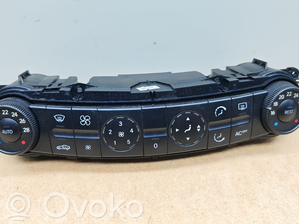Mercedes-Benz E W211 Climate control unit 