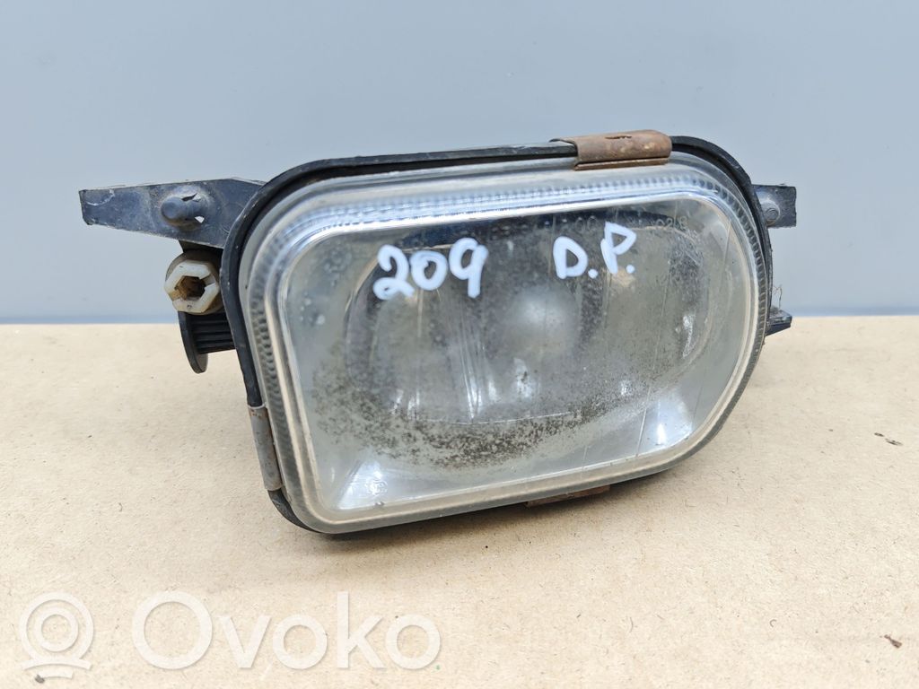 Światło przeciwmgłowe przednie   2038201156,1NA00797003