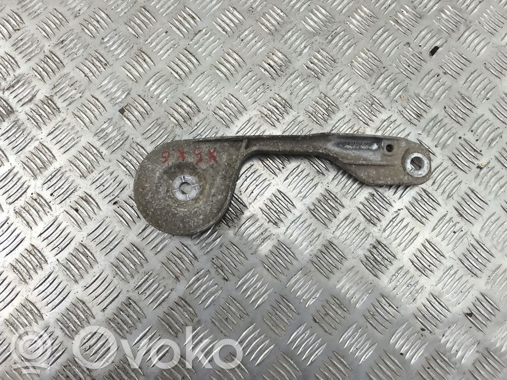 BMW X5 E70 Cits aizmugures šasijas elements 