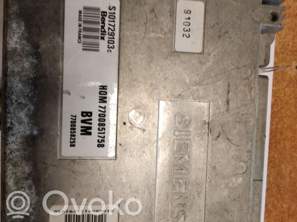 Renault Clio I Engine control unit/module 