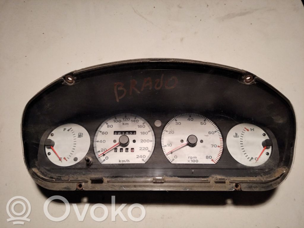 Speedometer (instrument cluster)   46404688