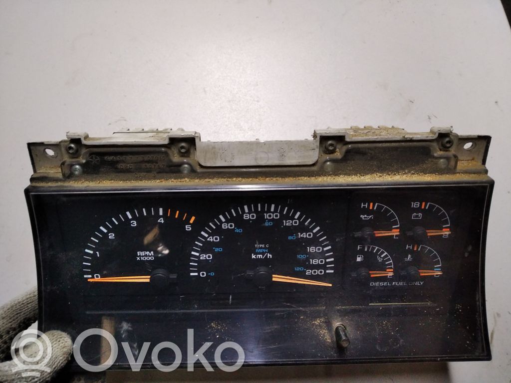 Chrysler Voyager Speedometer (instrument cluster) 