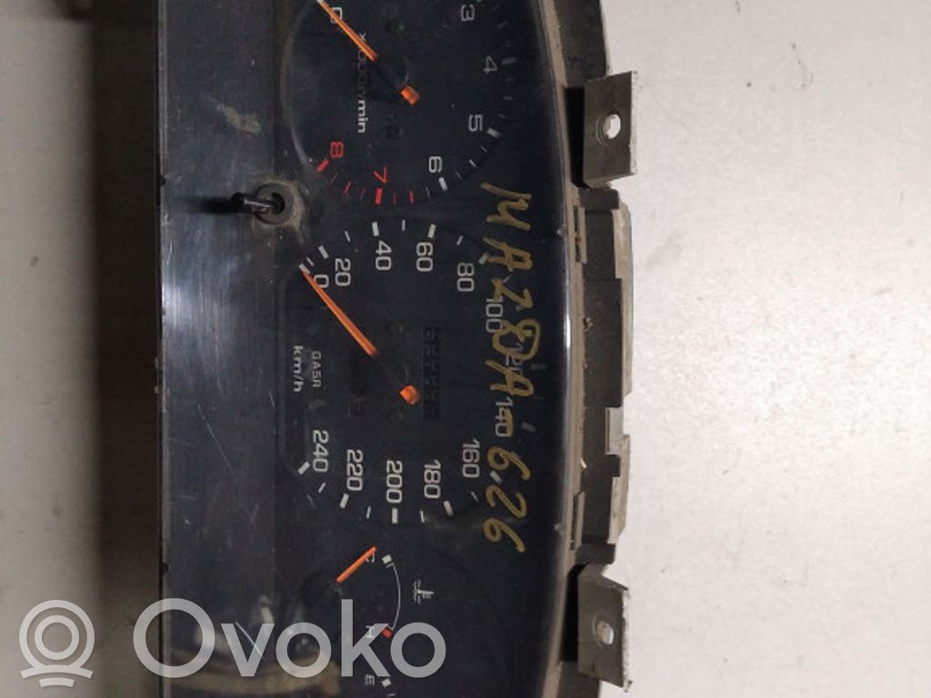 Mazda 626 Speedometer (instrument cluster) 