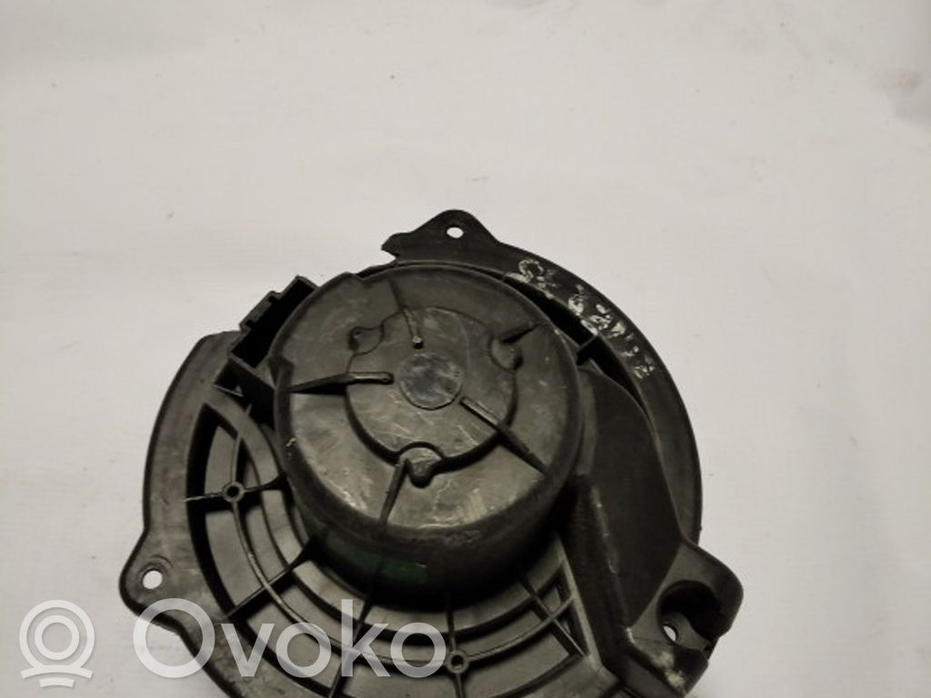 Mazā radiatora ventilators   0130101122