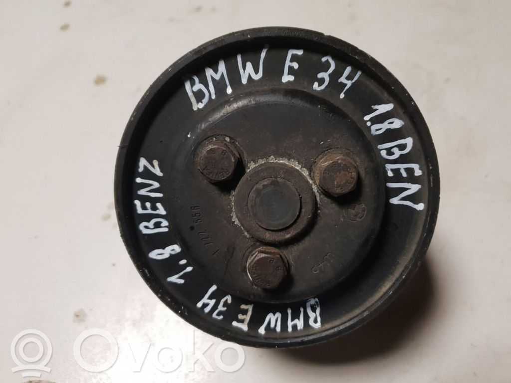 BMW 5 E34 Power steering pump 
