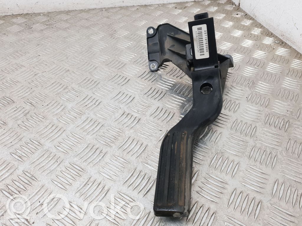 Pédale d'accélérateur   2S719F836DA