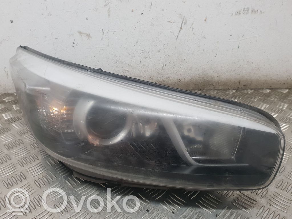 KIA Ceed Headlight/headlamp 