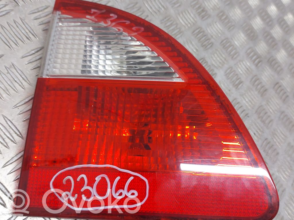 Tailgate rear/tail lights   964365016