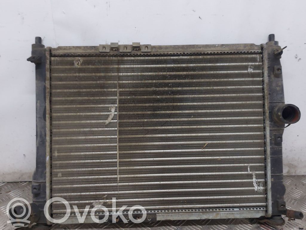 Dzesēšanas šķidruma radiators