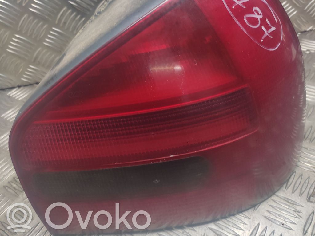 Takavalot   8L0945096