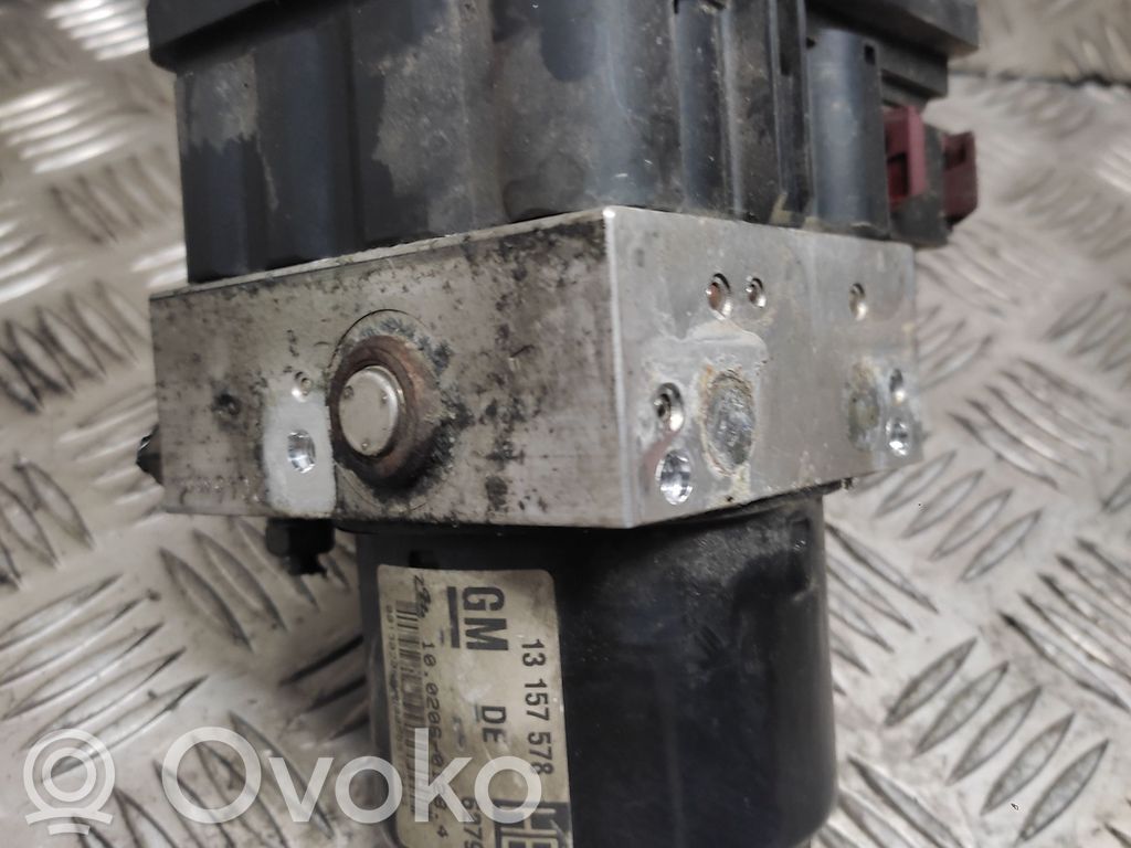 ABS-pumppu   13157578