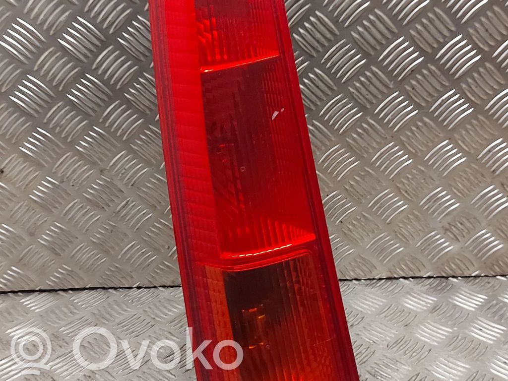 Galinis žibintas kėbule   P1483L