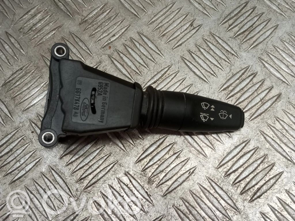 Pyyhkijän vipu   89GG17K478AB