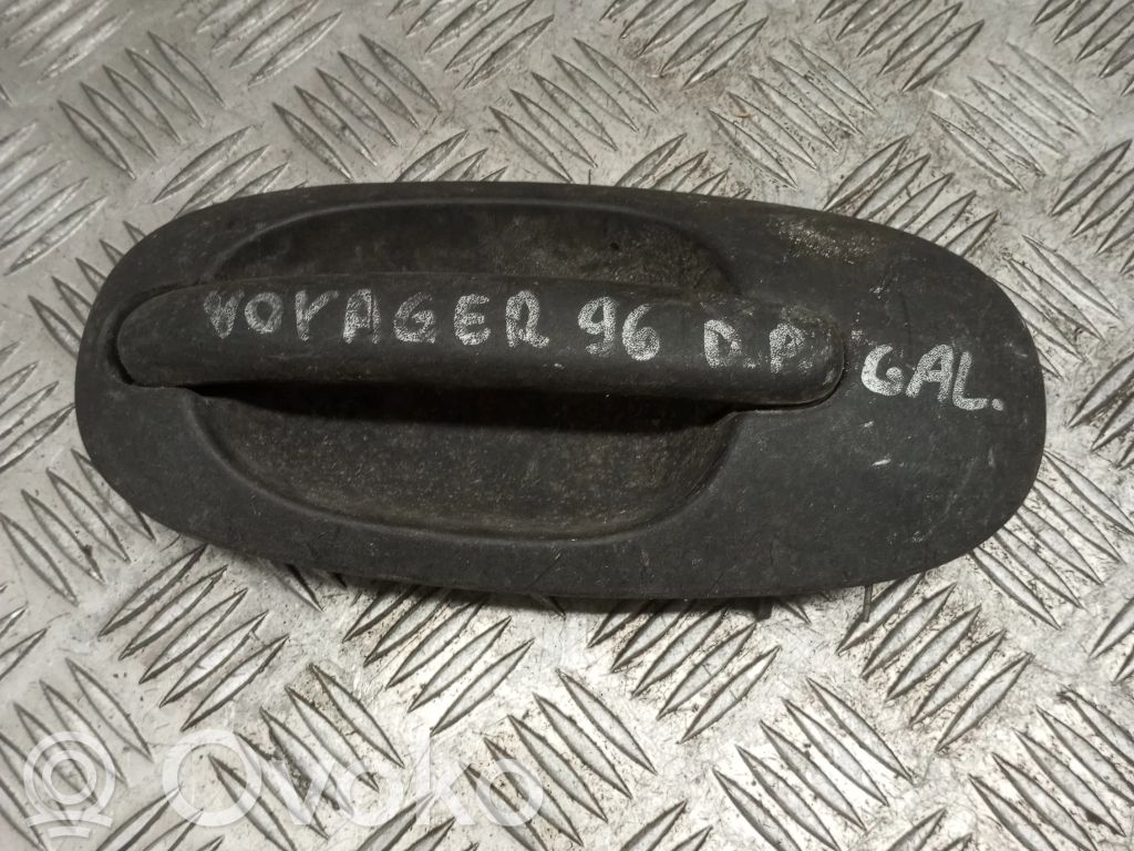 Chrysler Voyager Klamka zewnętrzna drzwi tylnych 